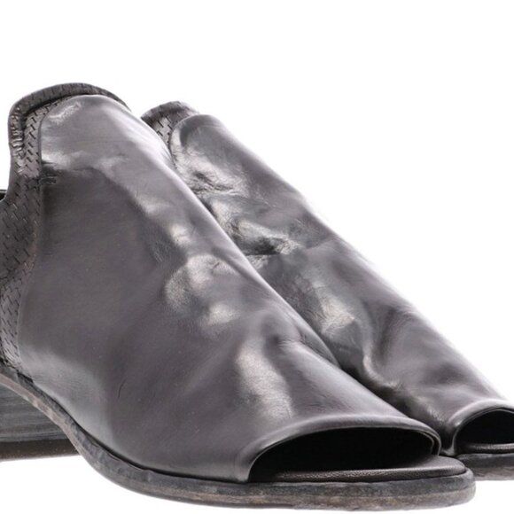 Gidigio Black Leather Sandals Size 38 - Picture 11 of 12